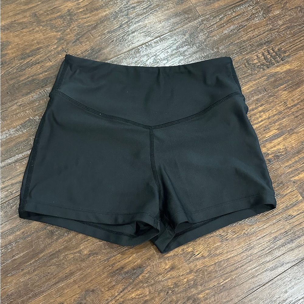 Oh La La Women's Black Shorts Size AXS